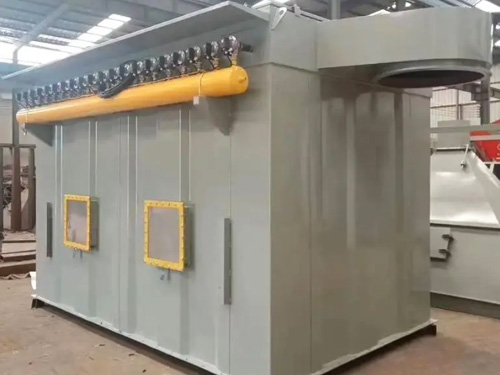 What are the conventional measurement methods for the air leakage rate of dust collectors?